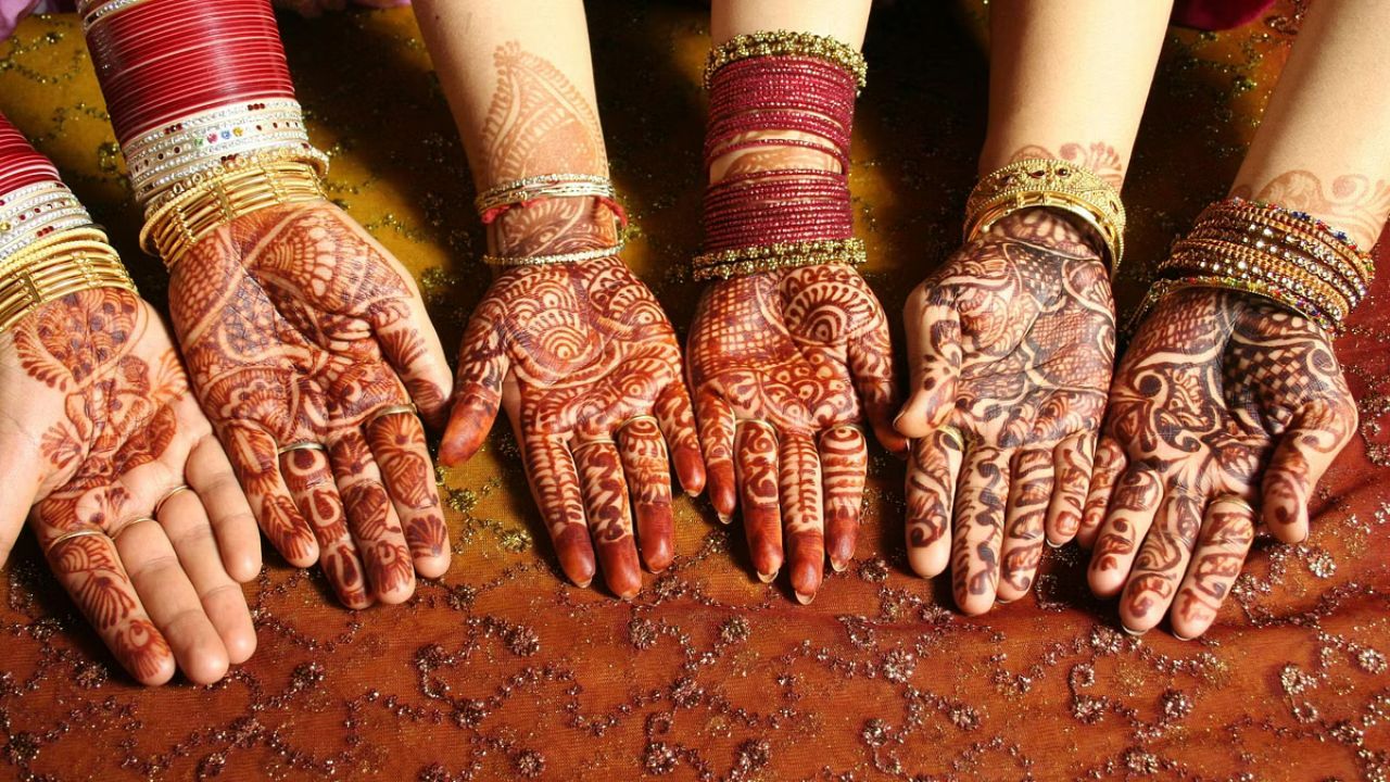 Karwa Chauth Mehndi Design